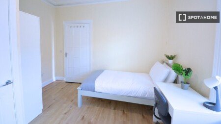 Chambre 16 voyageurs, avec climatisation