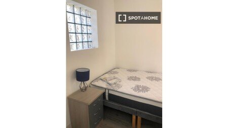 Chambre 4 voyageurs, avec climatisation