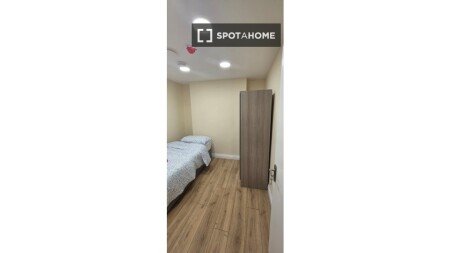 Chambre 16 voyageurs, avec wifi