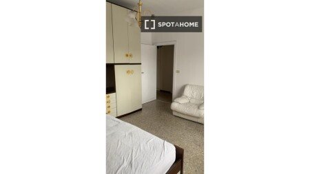 Chambre 6 voyageurs, avec climatisation