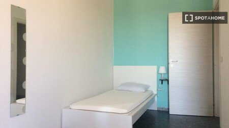 Chambre 14 voyageurs, avec climatisation