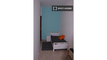 Room 12 guests, with air conditioning