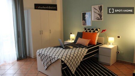 Room 12 guests, with wifi