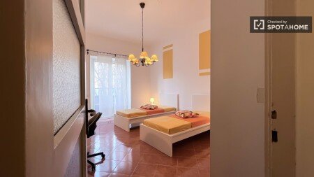 Chambre 10 voyageurs, avec climatisation