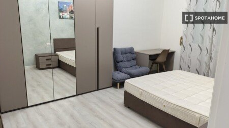 Room 6 guests, with air conditioning