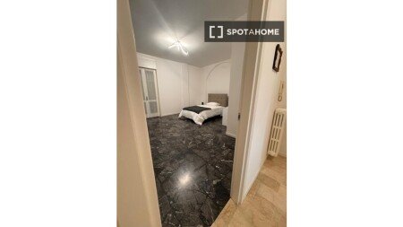Room 6 guests, with air conditioning