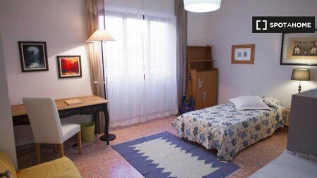 Chambre 8 voyageurs, avec wifi