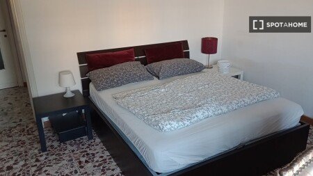Chambre 6 voyageurs, avec wifi