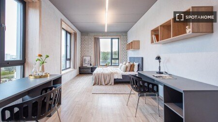 House 5 bedrooms, with air conditioning