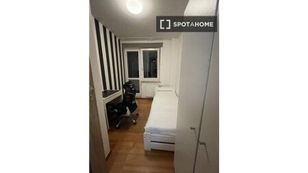 Room 10 guests, with wifi