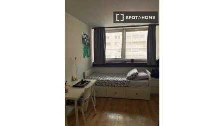 Chambre 10 voyageurs, avec climatisation