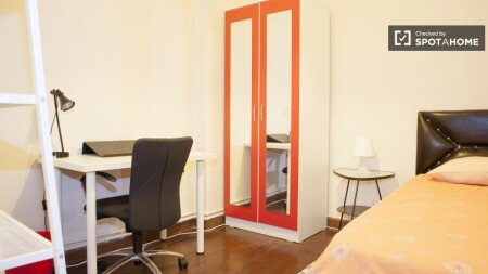 Chambre 8 voyageurs, avec wifi