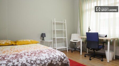 Chambre 8 voyageurs, avec wifi