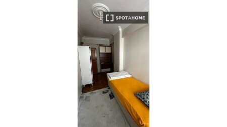 Chambre 6 voyageurs, avec wifi