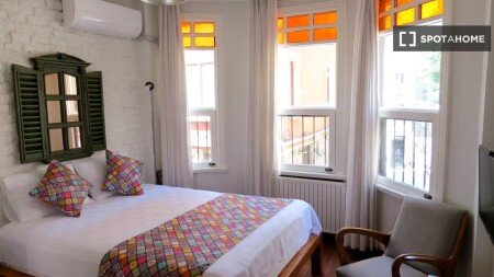 Apartment with air conditioning