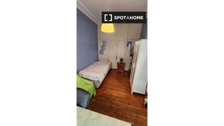 Chambre 8 voyageurs, avec wifi