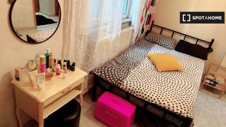 Chambre 4 voyageurs, avec climatisation