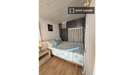 Chambre 6 voyageurs, avec wifi