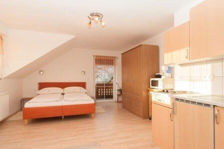 Bed and breakfast 1 camera, con giardino