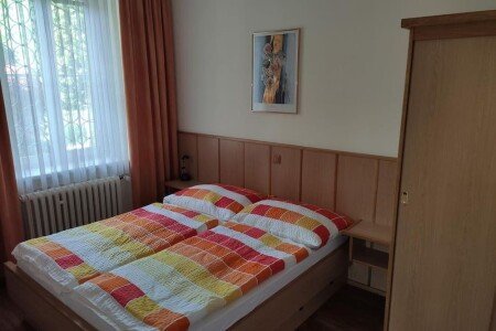 Bed and breakfast 1 bedroom, with garden