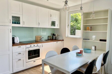 Bed and breakfast 1 bedroom, with pool