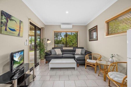 Apartment 2 bedrooms, with pool