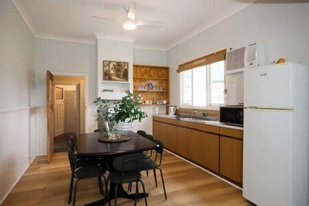 House 4 bedrooms, with garden