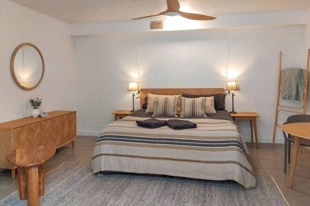 Bed and breakfast 1 bedroom, with garden