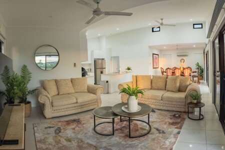 House 4 bedrooms, with air conditioning