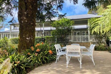 House 4 bedrooms, with jacuzzi