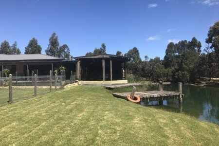 House 6 bedrooms, with jacuzzi