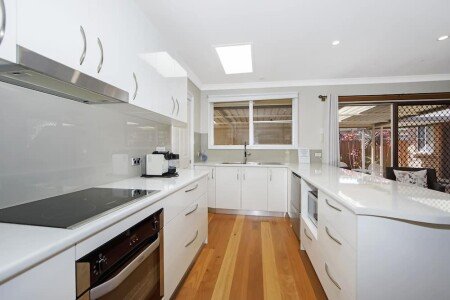 House 3 bedrooms, with pool