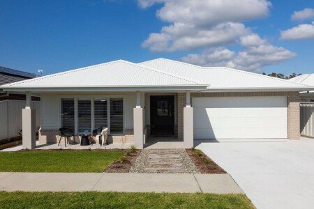 House 4 bedrooms, with garden