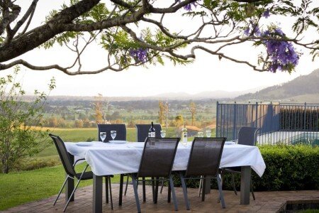 House 5 bedrooms, with pool