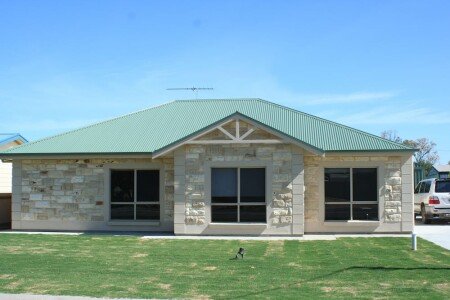 House 3 bedrooms, with garden