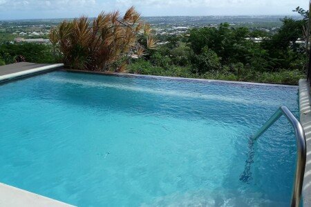 Bed and breakfast 2 bedrooms, with pool