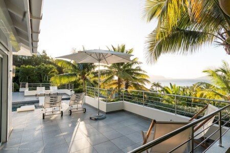 Villa de luxe design, 4 chambres, avec piscine