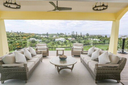 House 4 bedrooms, with jacuzzi