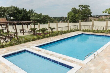 Apartamento 2 quartos, com piscina