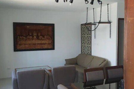 @todoptApartment 4 bedrooms, with garden