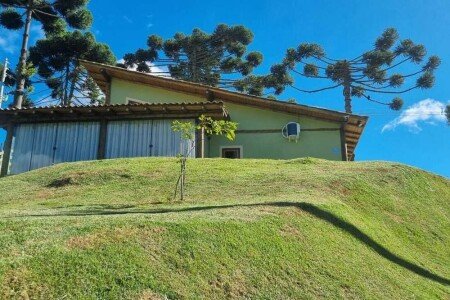 Casa 1 quarto, com jardim