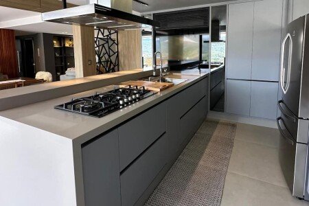 Casa 3 quartos, com ar condicionado
