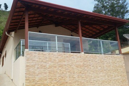 Casa 1 quarto, com jardim