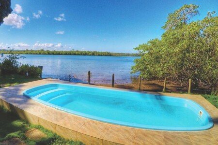 @todoptHouse 5 bedrooms, @todoptwith pool