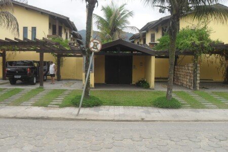 Casa 1 quarto, com ginásio