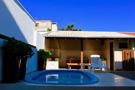 Casa 1 quarto, com piscina