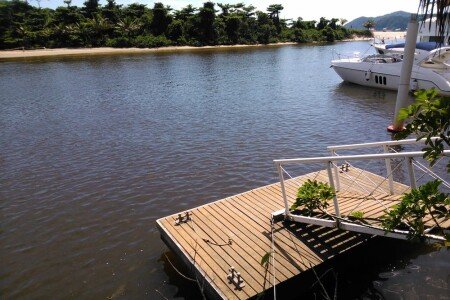 Casa 1 quarto, com jardim