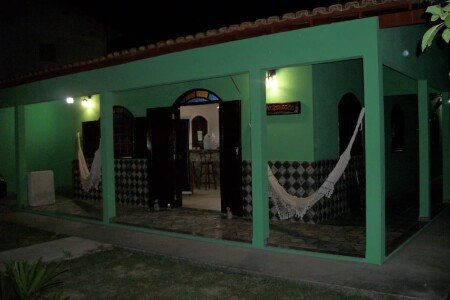 Casa 1 quarto, com jardim