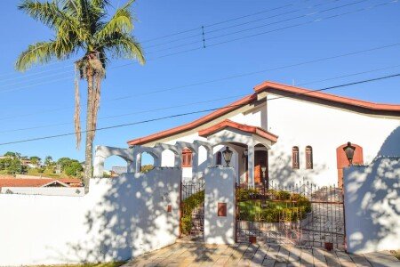 Casa 1 quarto, com piscina