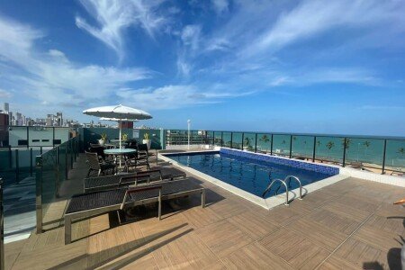 @todoptHouse 2 bedrooms, @todoptwith pool